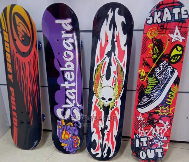 77 Cm Long Skateboard - main view