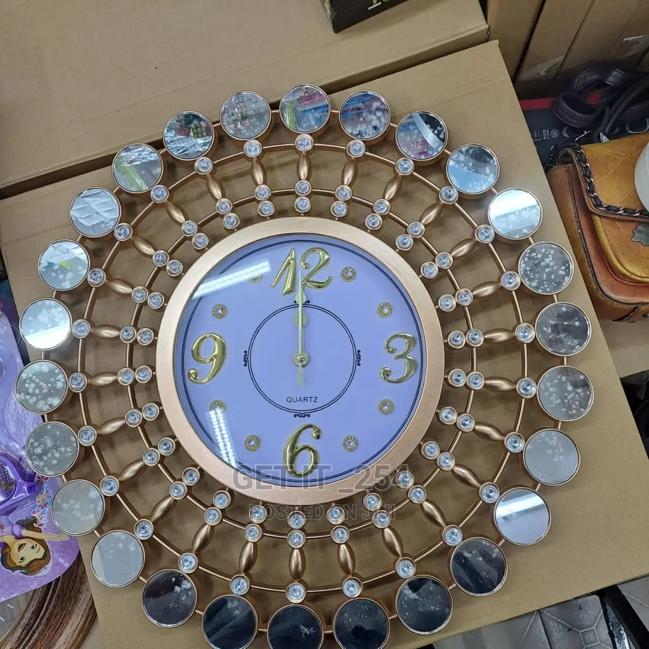 Medium Size Wall Clocks at 
Size : Estimate 45-50cm