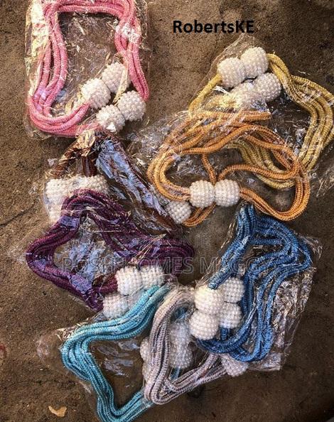 Curtain Tie Bucks - main view