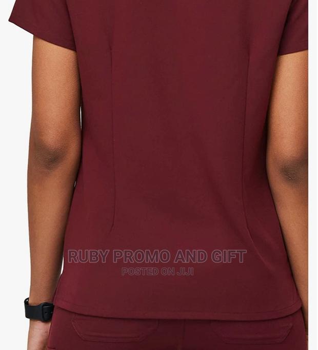 High Quality Maroon Hospital Scrubs - thumbnail 3