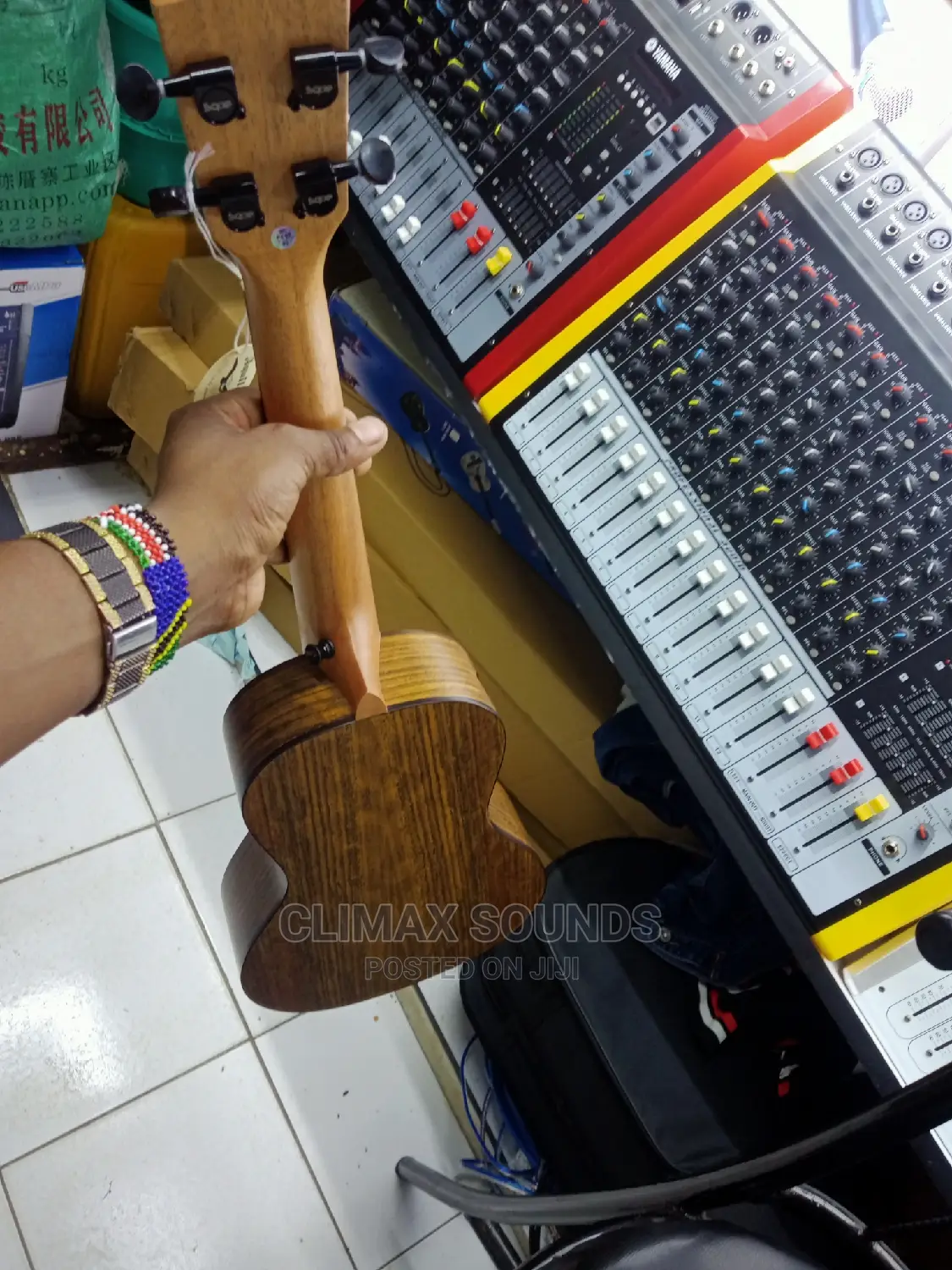 Ukulele Classic Guitar 