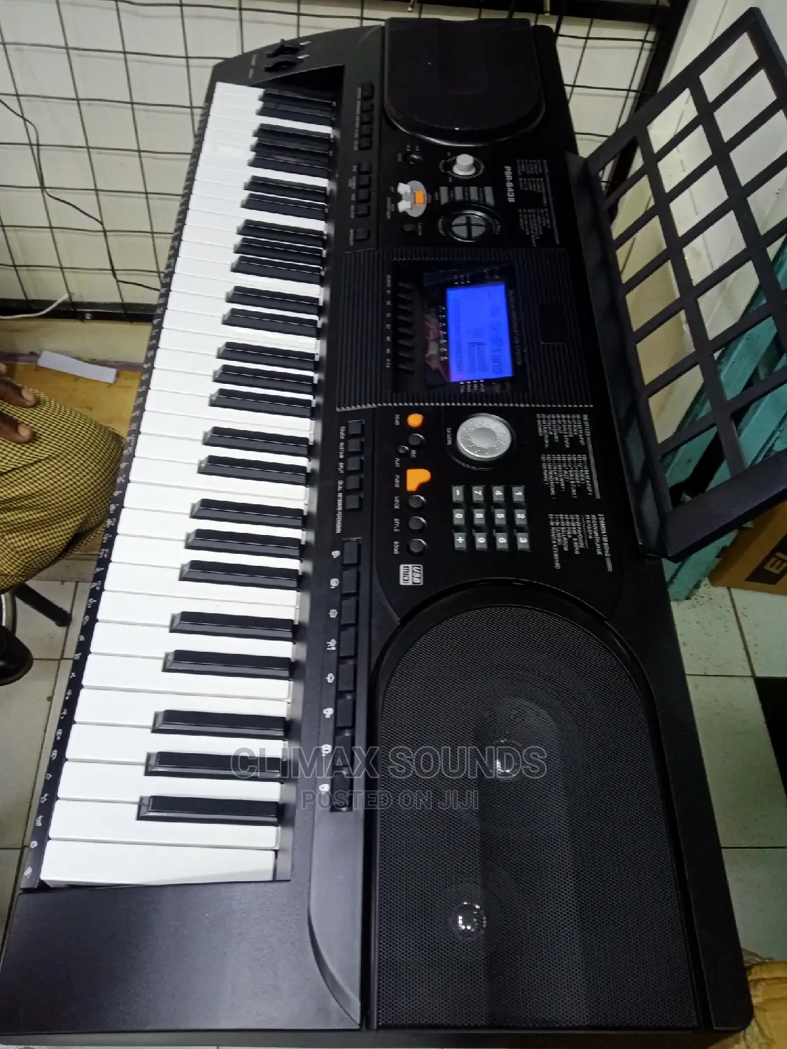 Psr -S 438 Professional Electric Keyboard 