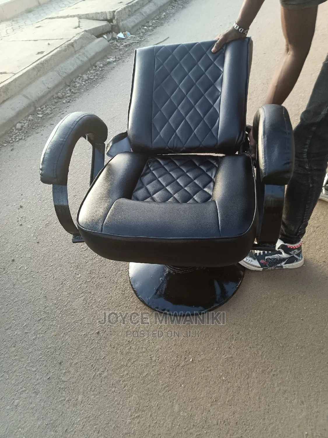Adjustable Styling Chair Black in Colour
