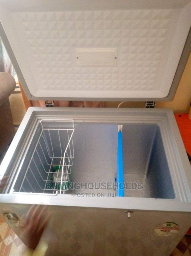 Mika 140L Chest Deep Freezer - thumbnail 2