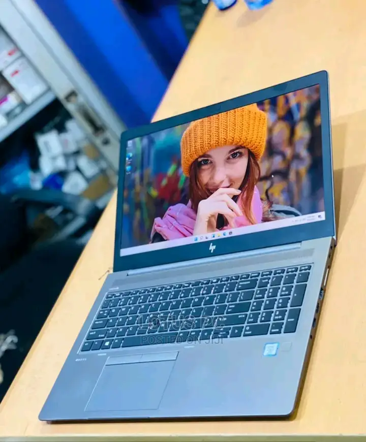 Laptop HP ZBook 15u G5 32GB Intel Core I7 SSD 1T