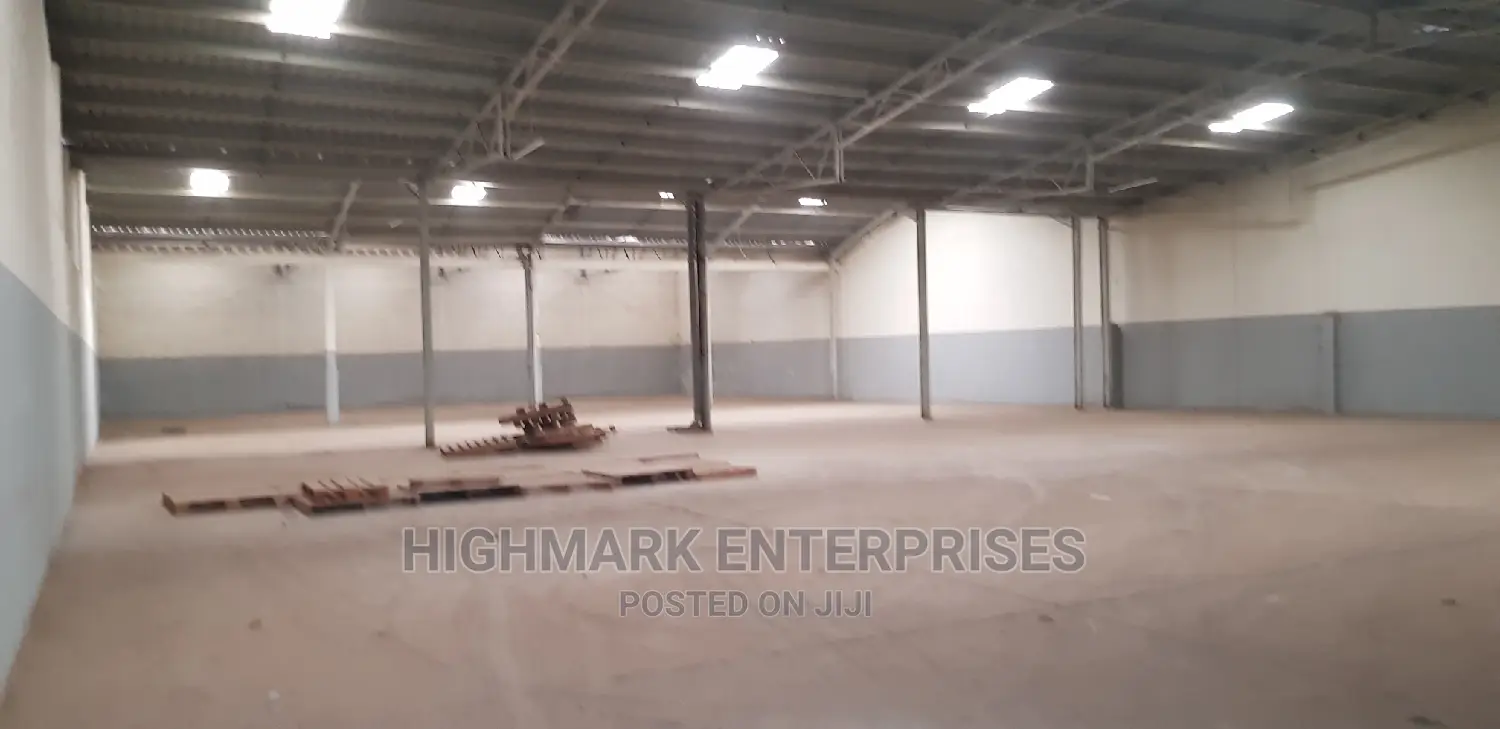 12500 Sq Feet Godown/Warehouse to Let