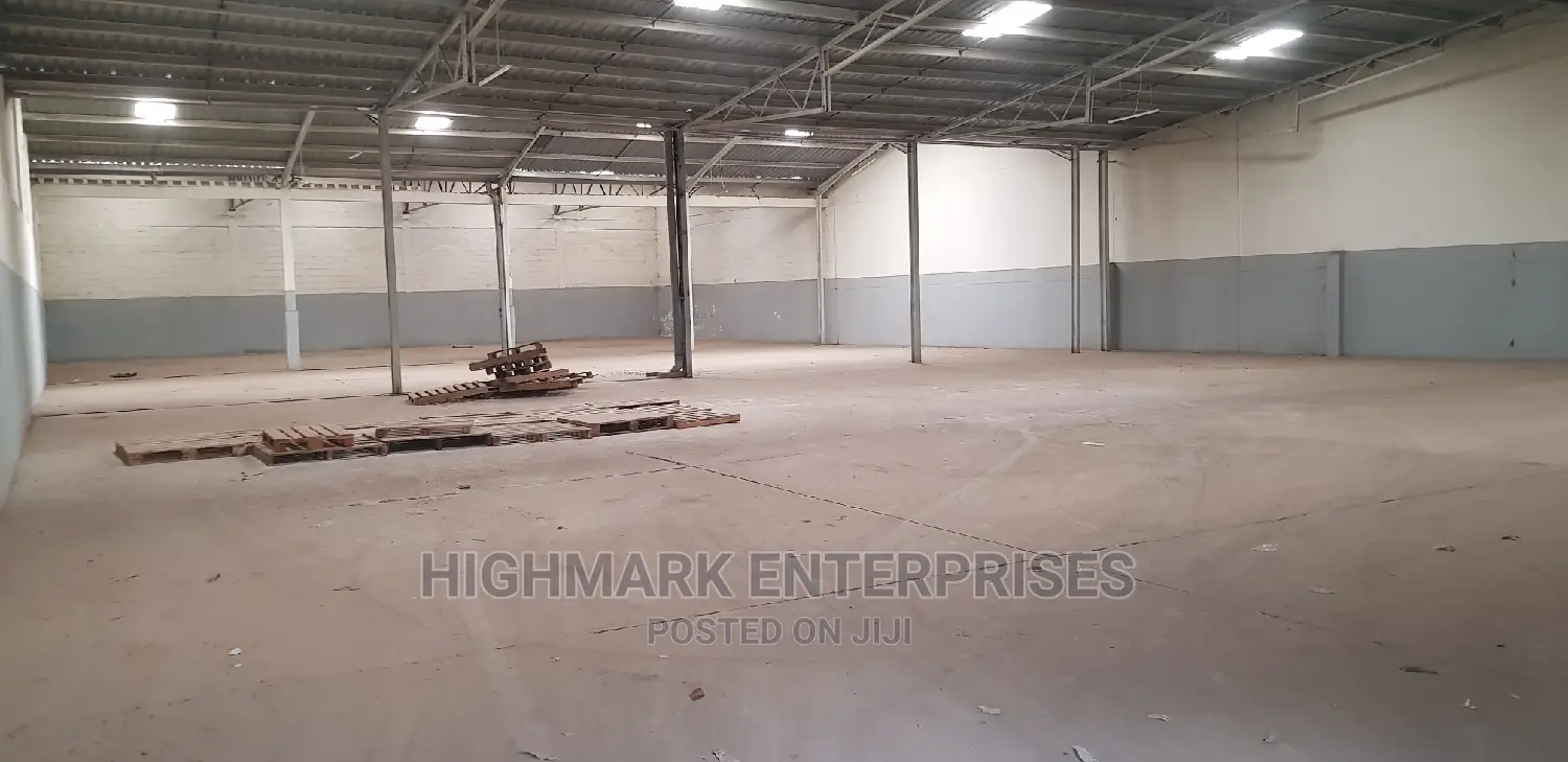 12500 Sq Feet Godown/Warehouse to Let