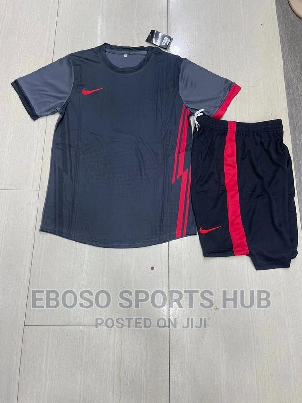 Latest Football Uniforms - main view