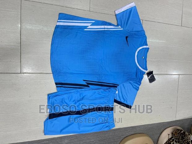 Latest Football Uniforms - thumbnail 3