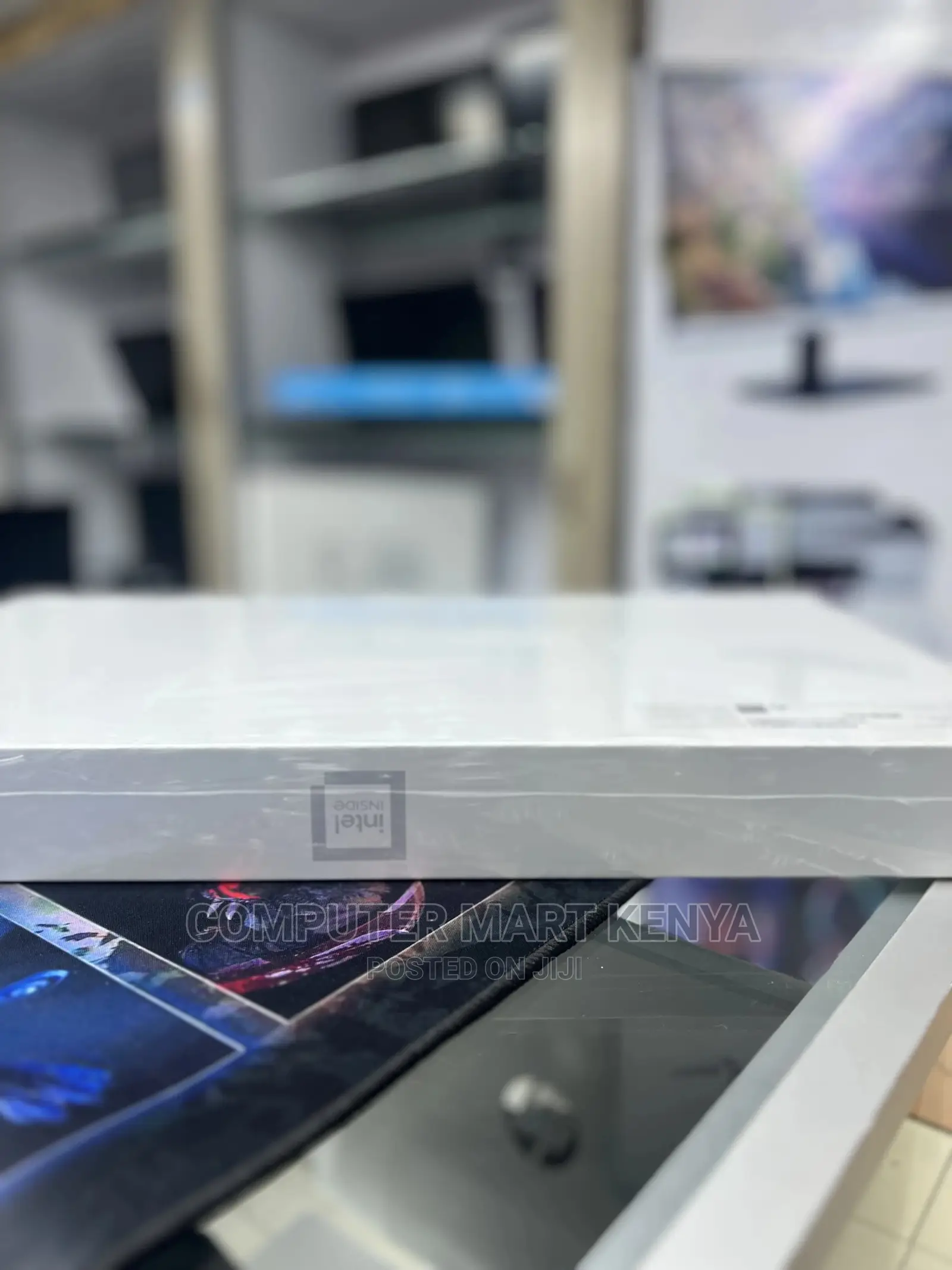 New Laptop Samsung 16GB Intel Core I7 SSD 1T