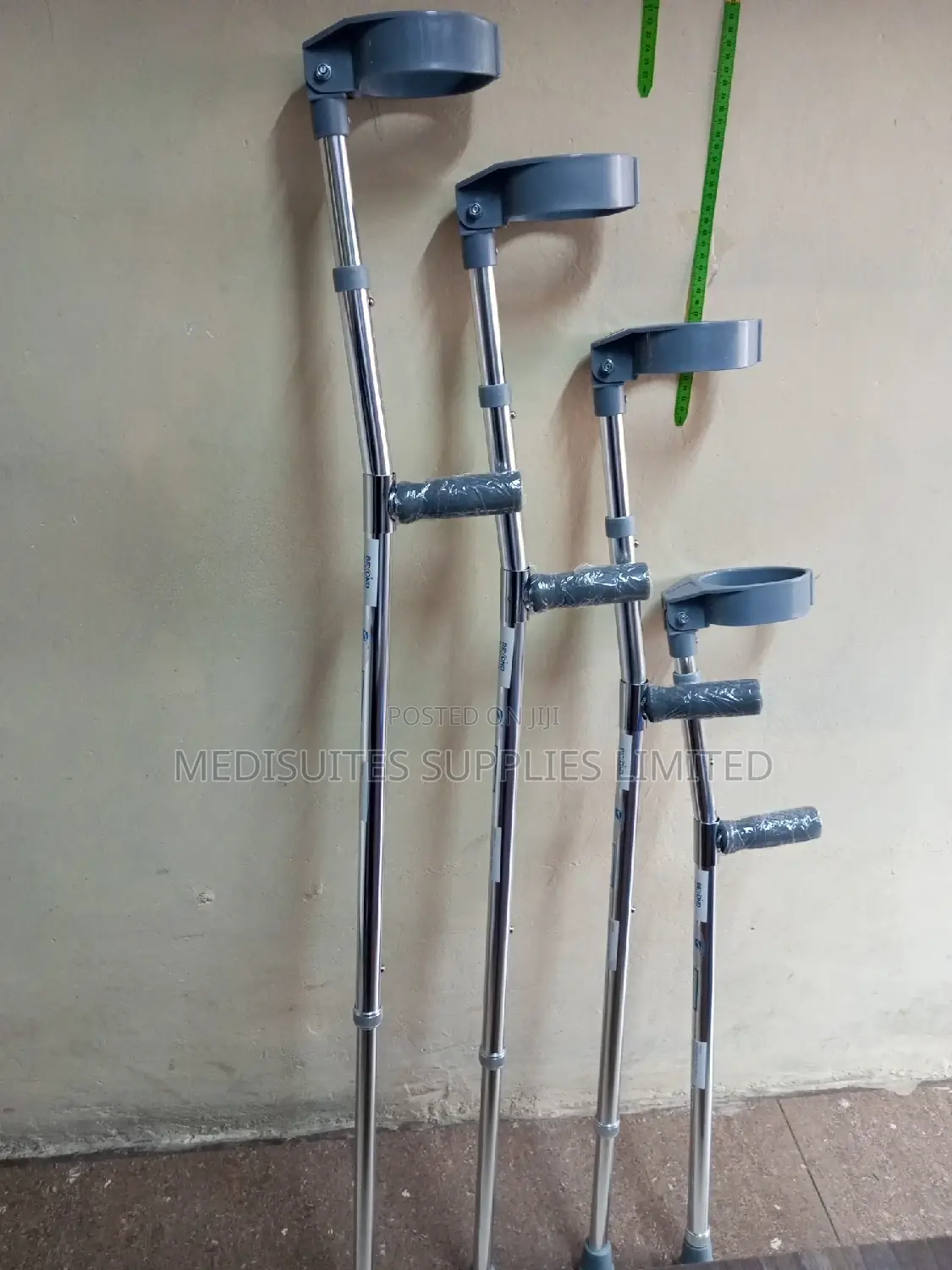Height Adjustable Elbow Crutches 