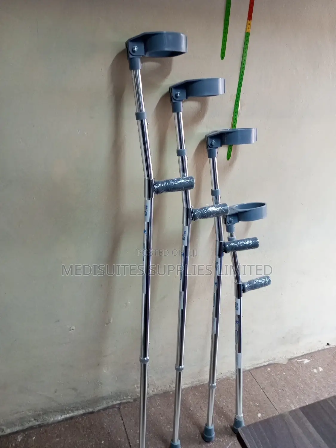 Height Adjustable Elbow Crutches 