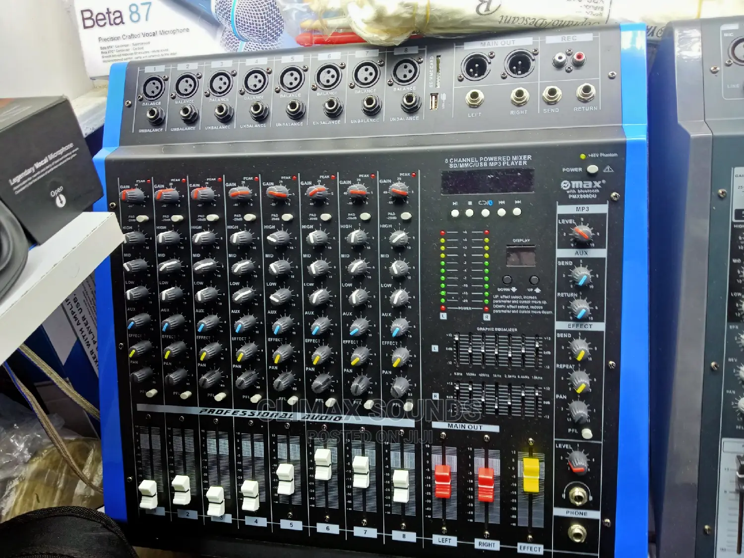 Max Powered Mixer 8 Channell