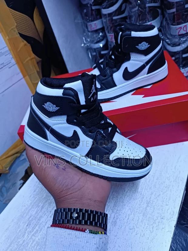 Kids Jordan Sneakers