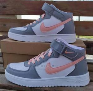 Nike Sneakers Shoes - main view