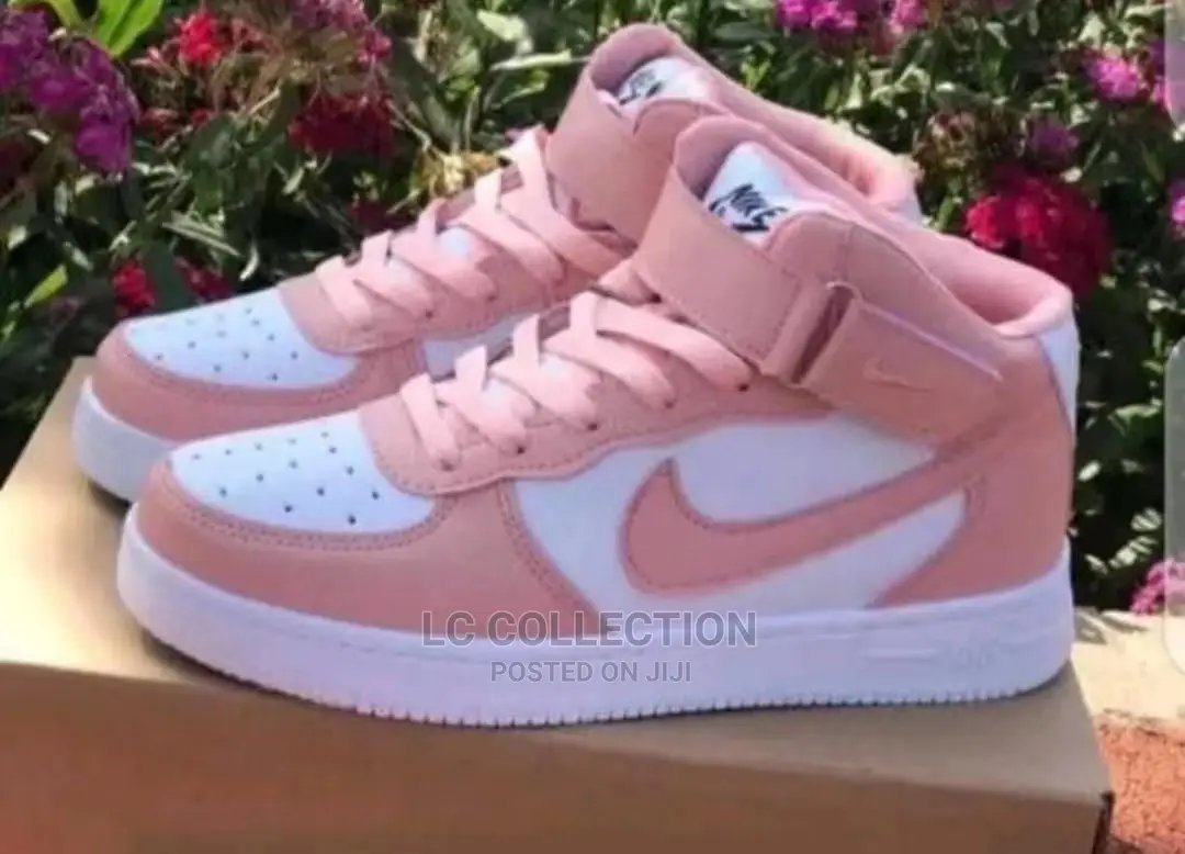 Nike Sneakers Shoes