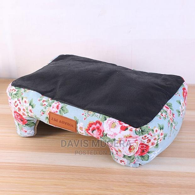 Wild Rose Warm Cat Dog Bed With Removable Cushion - thumbnail 3