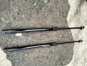 TOUAREG Bonnet Shocks