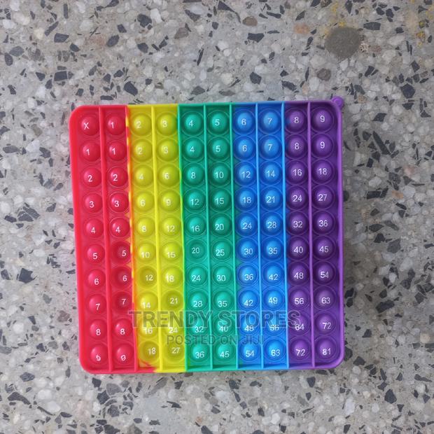 Squares Shapped Pop IT - main view