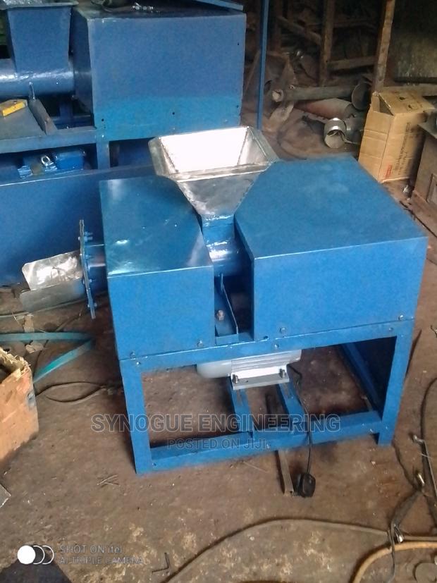 Peanut Butter Processing Machine (Groundnut Grinder)