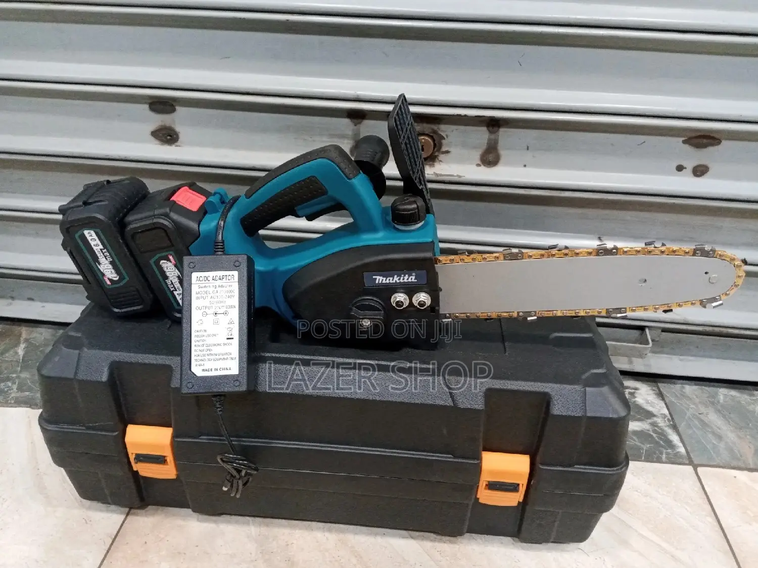 Makita Cordless Chainsaw