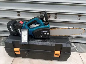 Makita Cordless Chainsaw