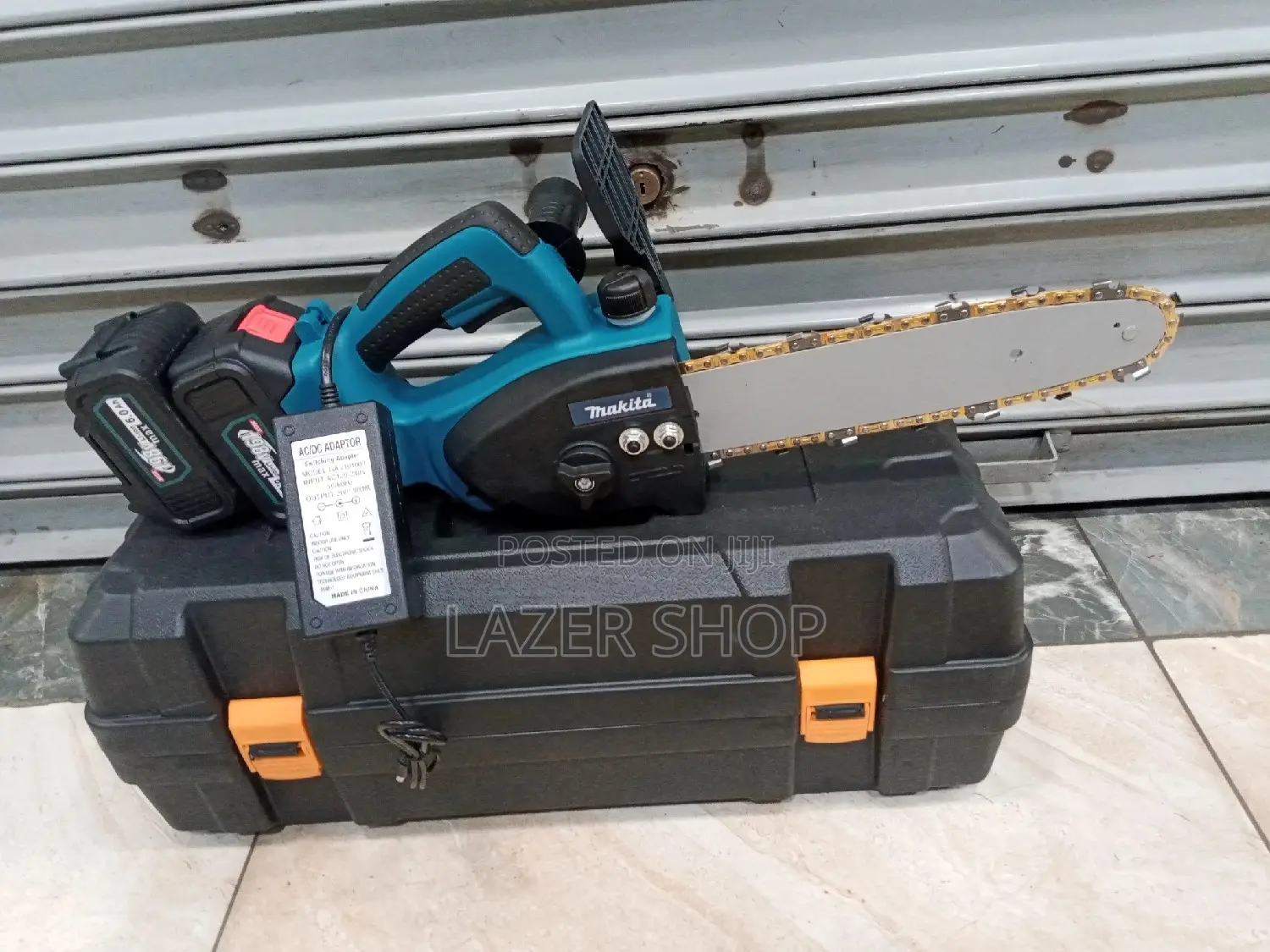 Makita Cordless Chainsaw