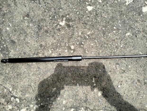 CROWN GRS20 Bonnet Shocks