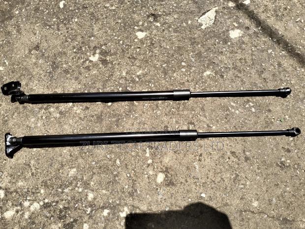 Ractis Boot Shocks - thumbnail 2