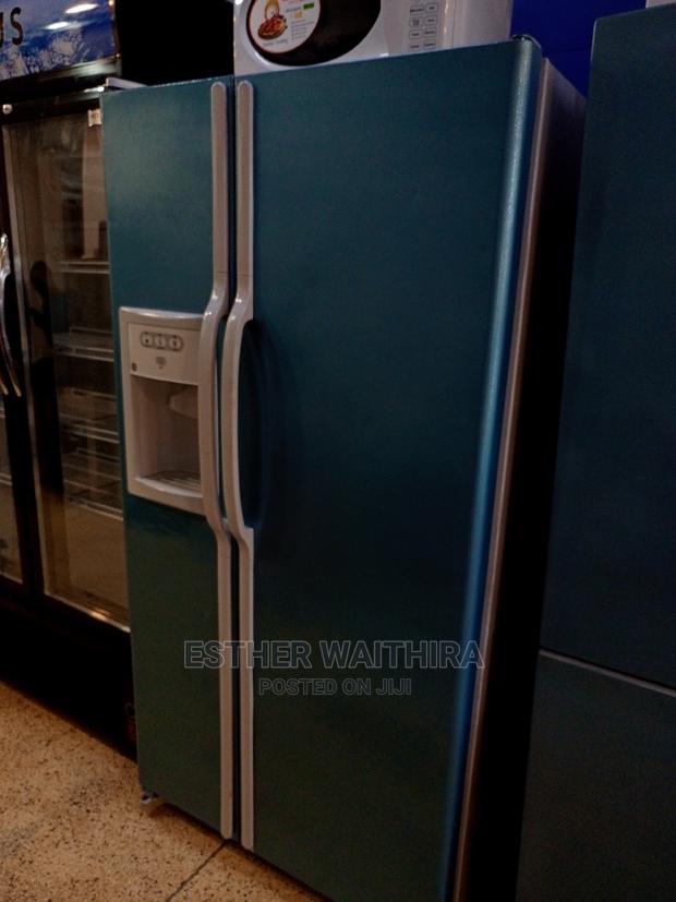 Twin Door Fridge - thumbnail 2