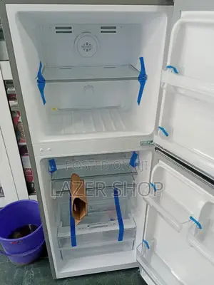 Von VART-25NHS Double Door Fridge 220L - Silver