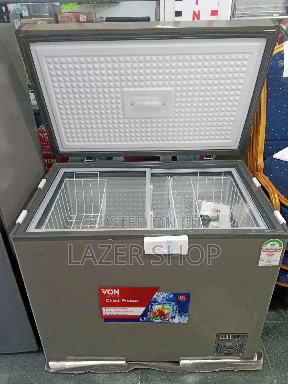 Von Chest Freezer
