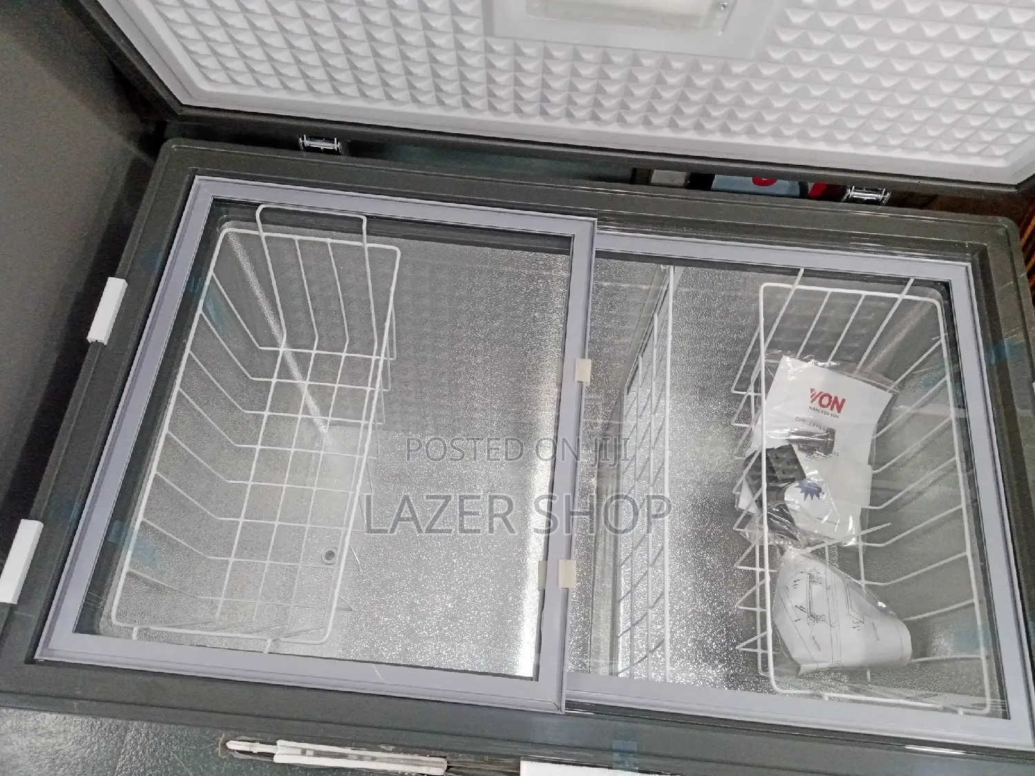 Von Chest Freezer
