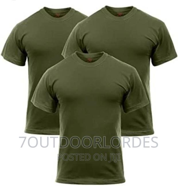 Round Neck T-Shirt - thumbnail 3