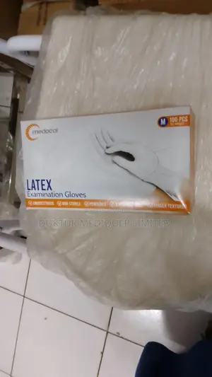 Latex Gloves 100pcs