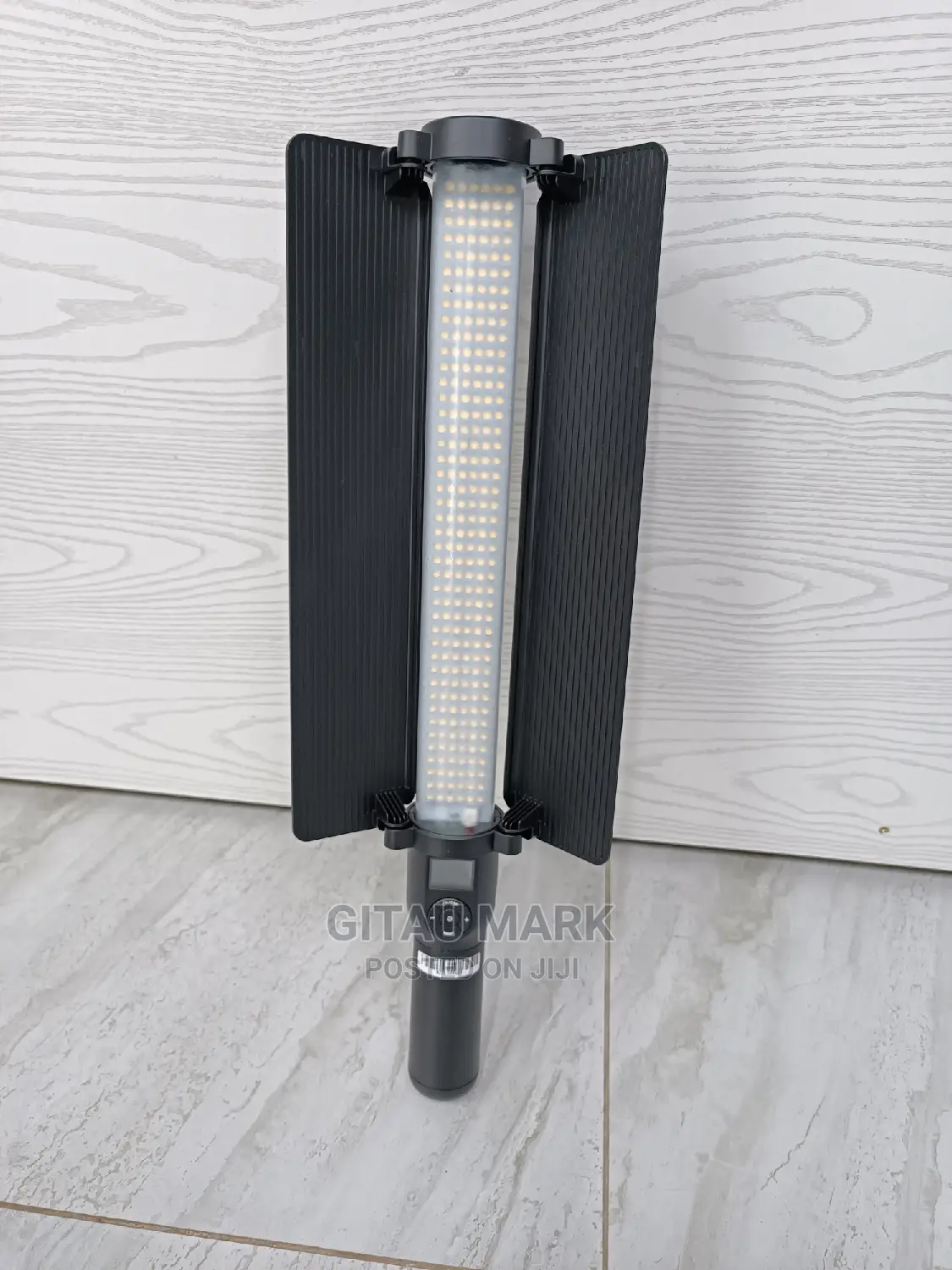 Godox LC500 Bi-Color LED Light Stick (22")