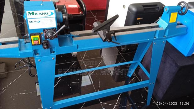 Milano Wood Lathe - thumbnail 2