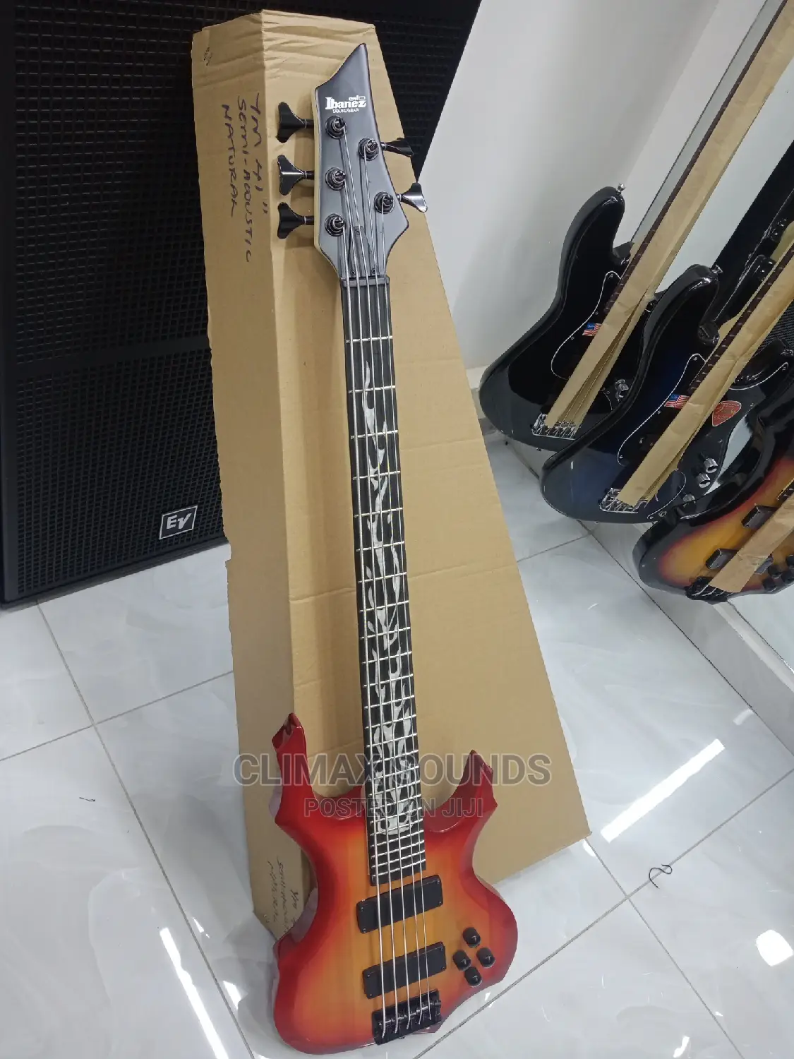 Ibanez 5 Strings Bass Guitar Redwine