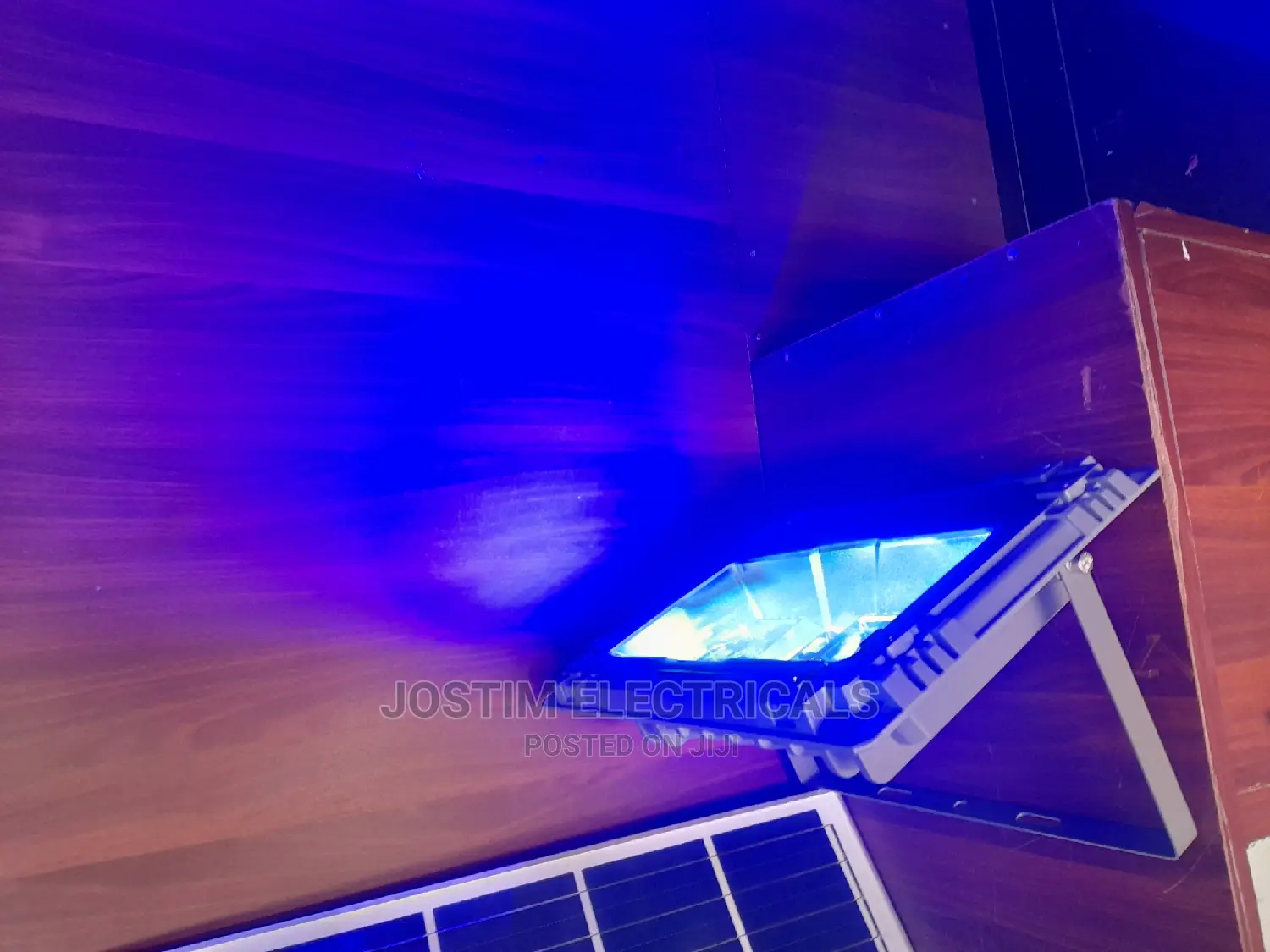 300w RGB Solar Floodlight