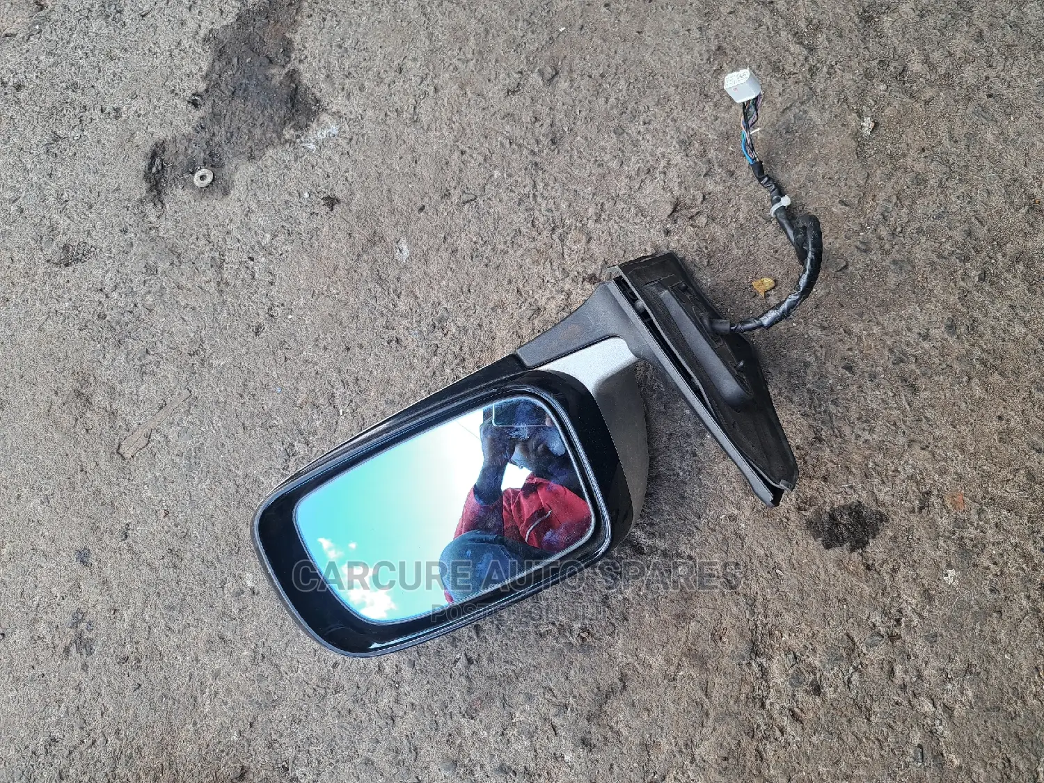 Avensis Side Mirror With Indicator