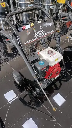 2900 Psi Gasoline High Pressure Washer.