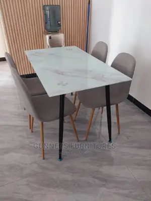 Dining Table Set.