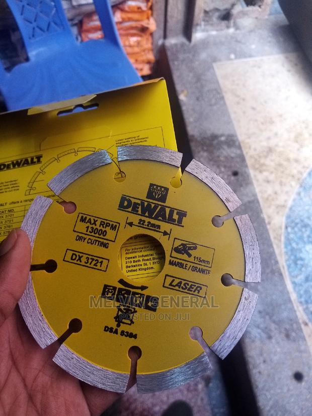 Dewalt Diamond Cutting Disk 4" - main view