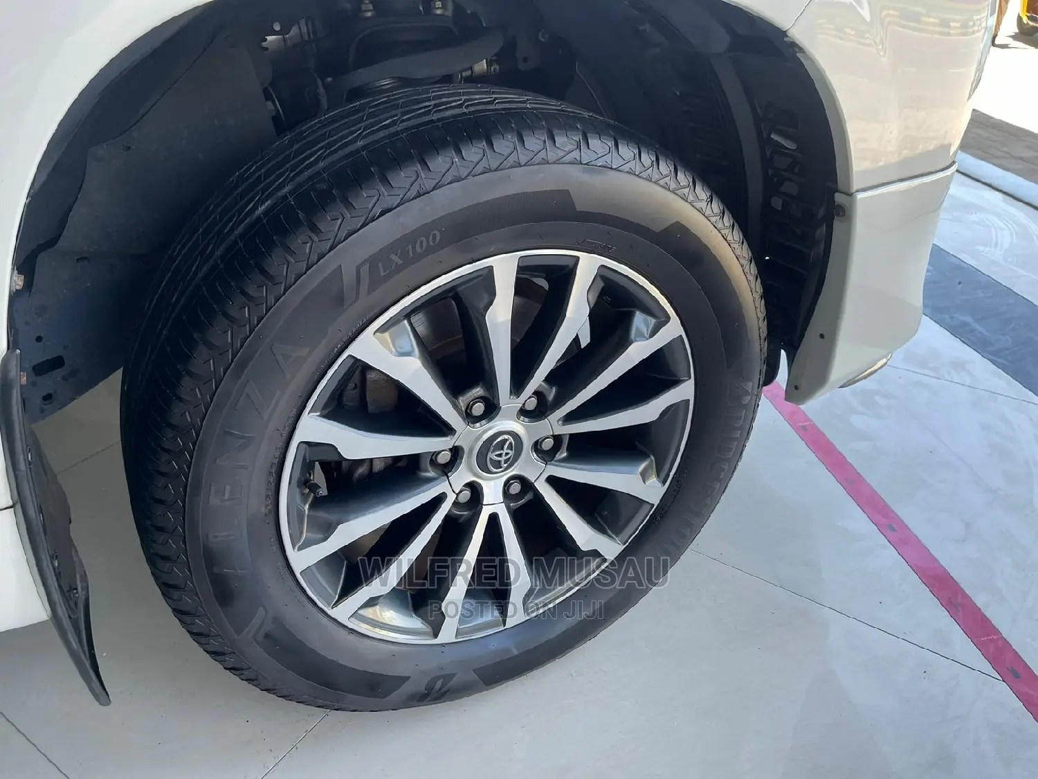 Toyota Land Cruiser Prado 2018 White
