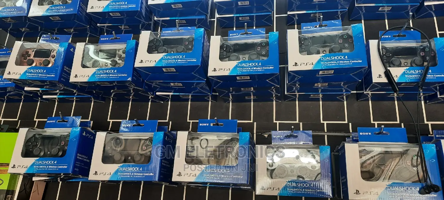 PS4 Controller