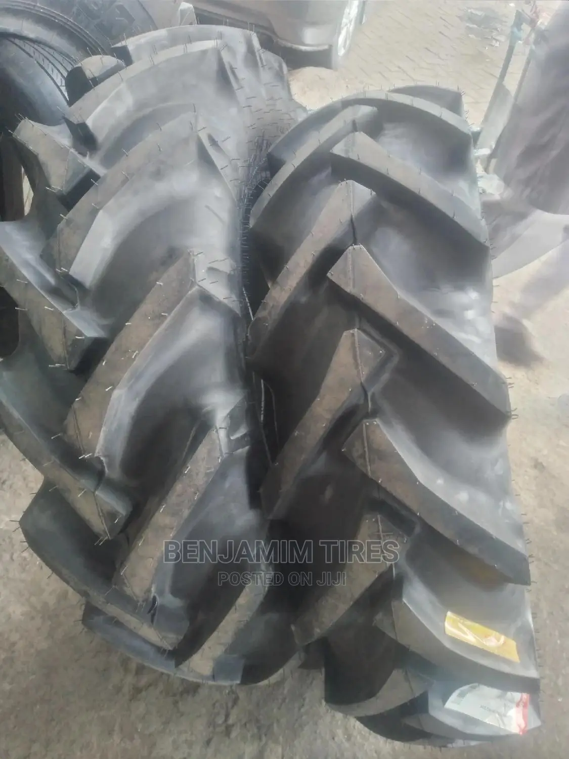 Tractor Tyres Alliance Make Sizes 12.4-24 Made in Japan.