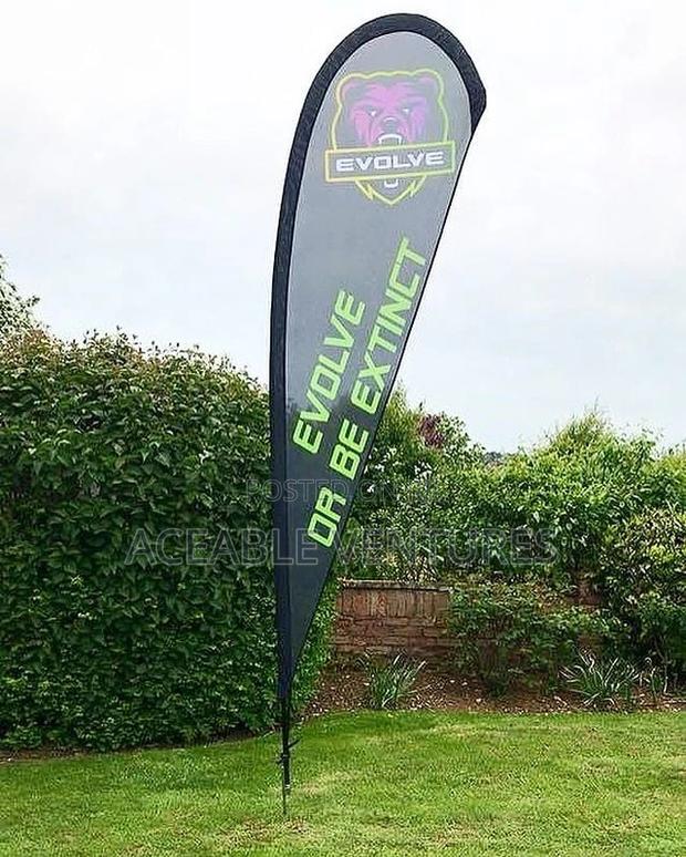 Teardrop Banners