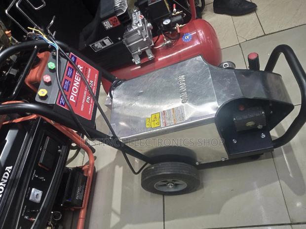 Pioneer 4400 Psi Pressure Washer - thumbnail 3