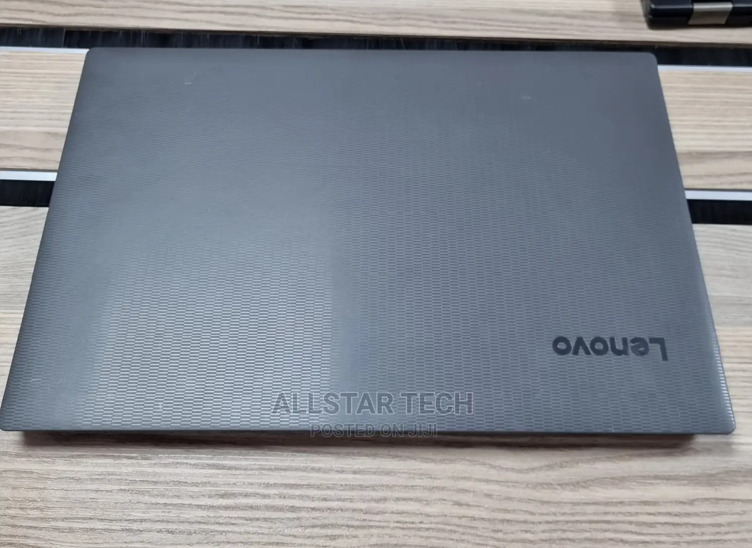 Laptop Lenovo V130 4GB Intel Core I5 HDD 500GB
