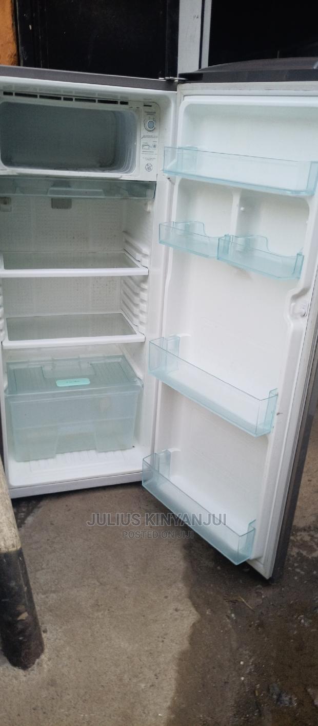 Single Door Fridge - thumbnail 2